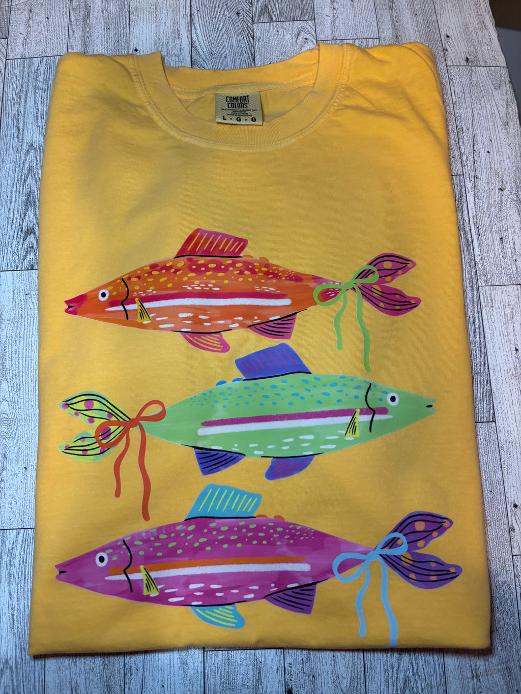 3 Neon fish Comfort colors