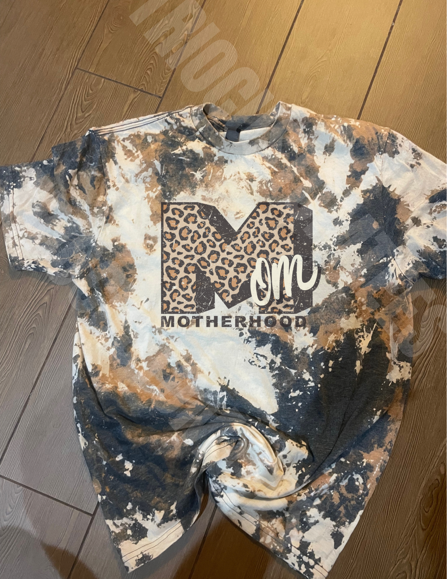 Mom TV Cheetah Mama Tee